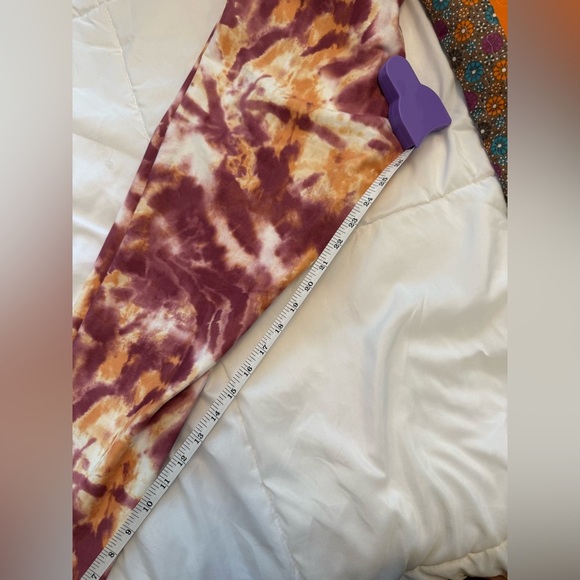 Wildfox Tie-Dye Leggings - Purple and Orange Size Small - Picture 5 of 5
